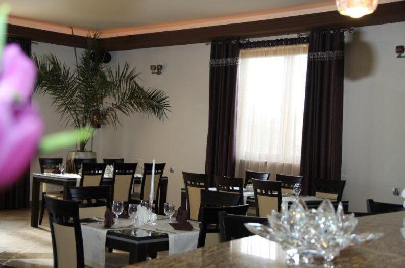 Hotel Wasik Krogulcza Extérieur photo